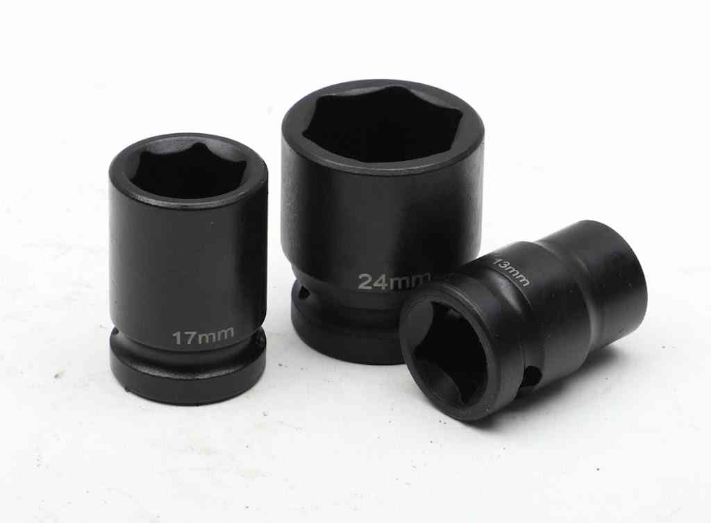 1/2 inch short impact socket